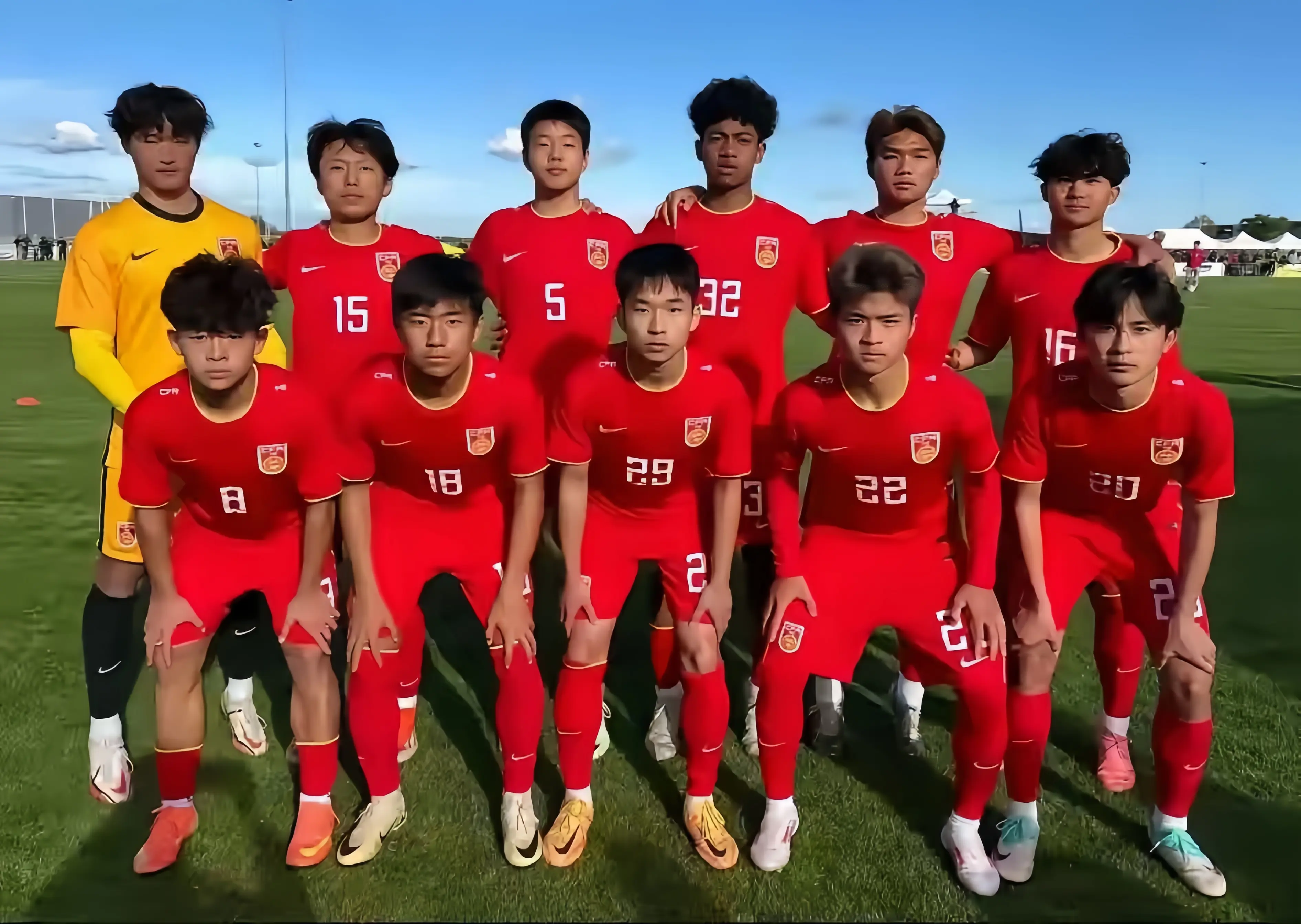国少队, Np, 边锋邝兆镭