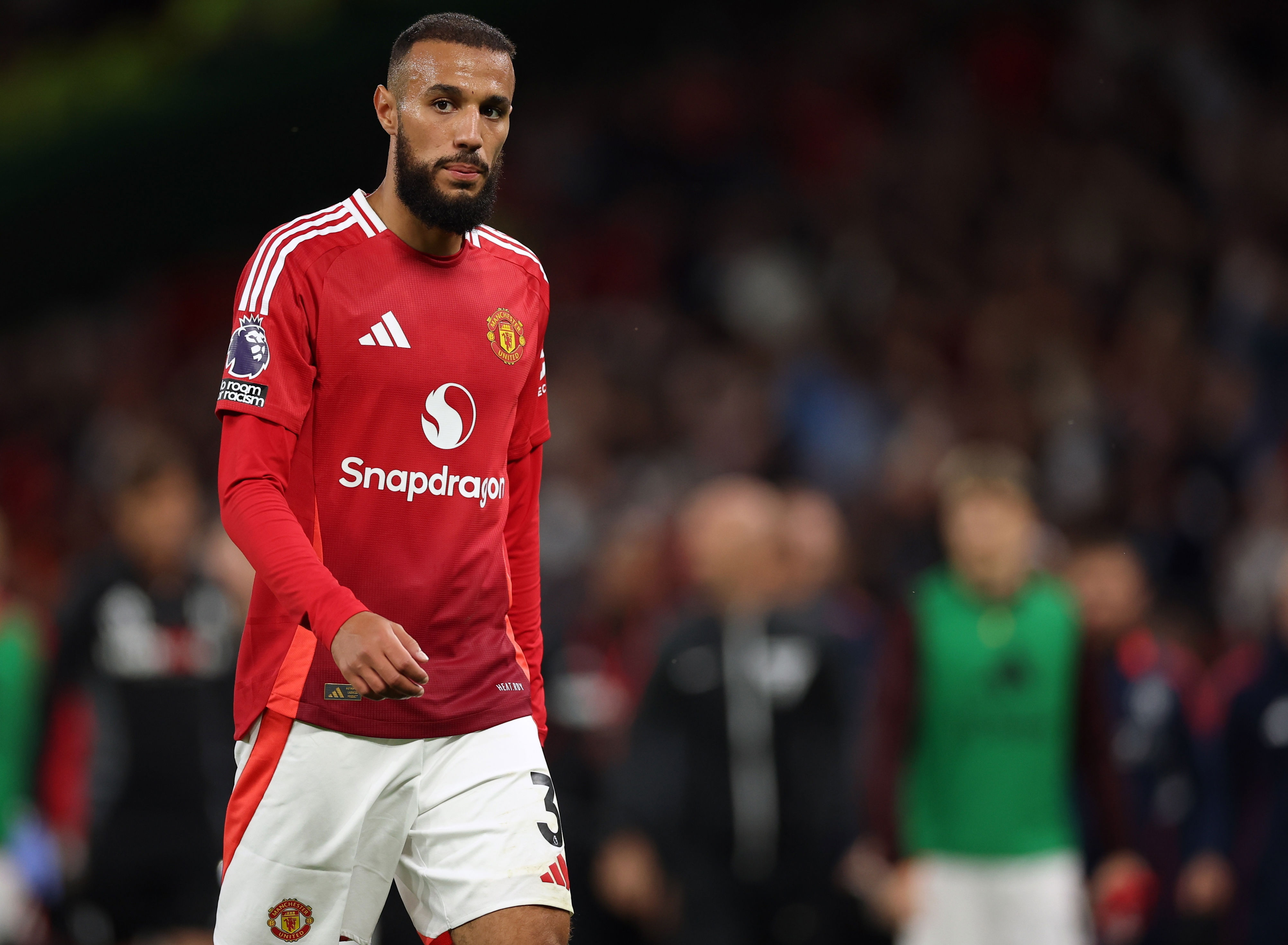 曼联将客场, 马兹拉维自