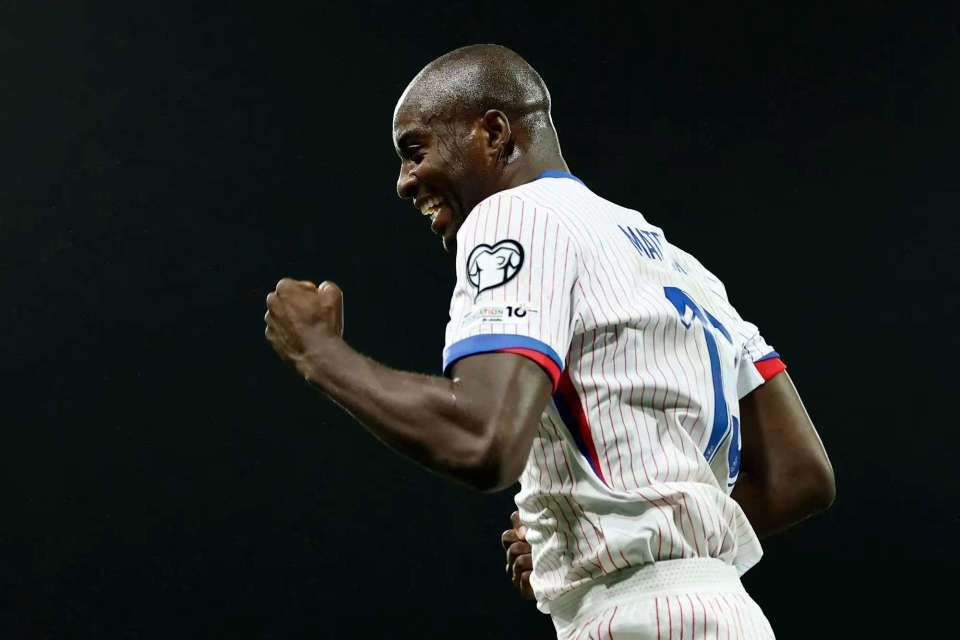 SRkIR, 过去几年, 至于本泽马