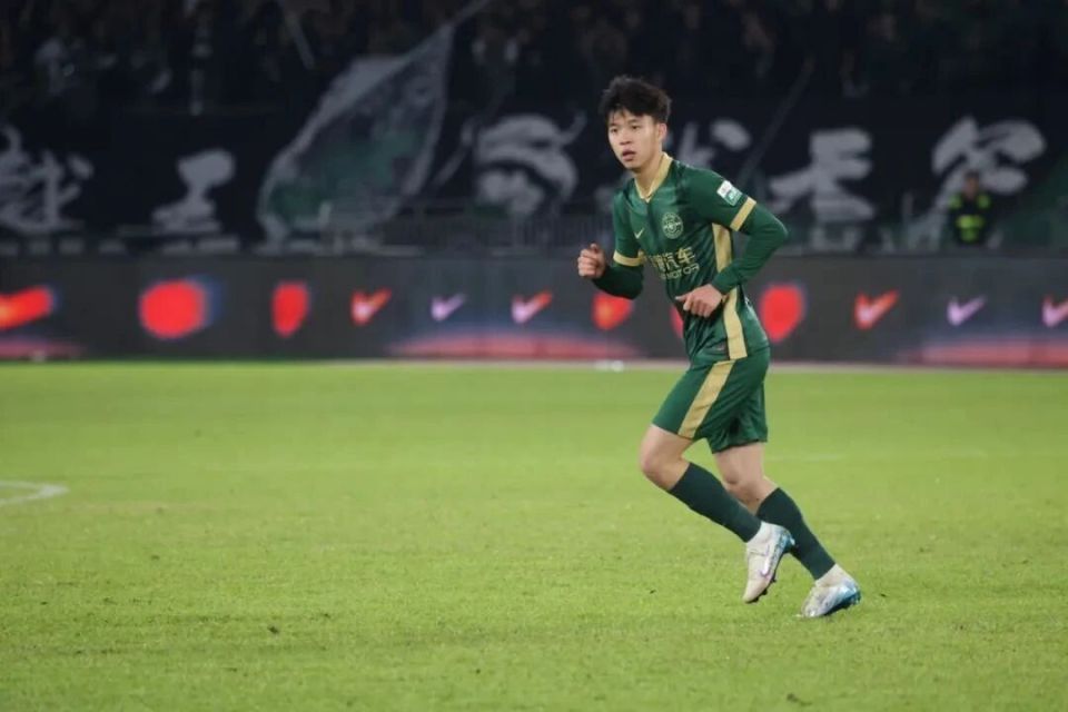 并贡献, 一代足球人, data